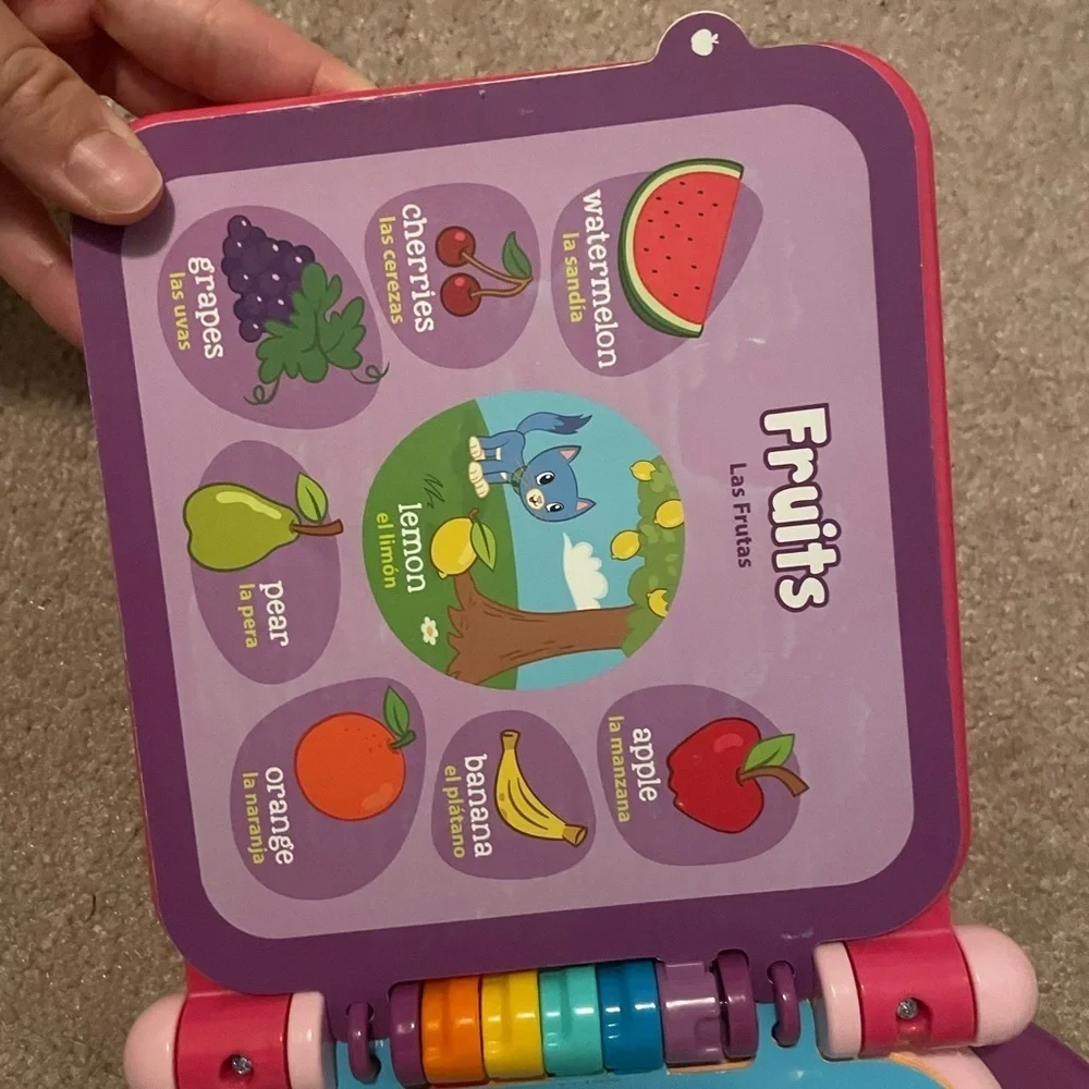 Leapfrog Scout & Violet 100 Words Book - Pink and Purple